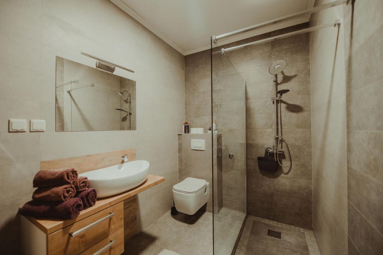 Apartman Lovric Đakovo Exterior photo