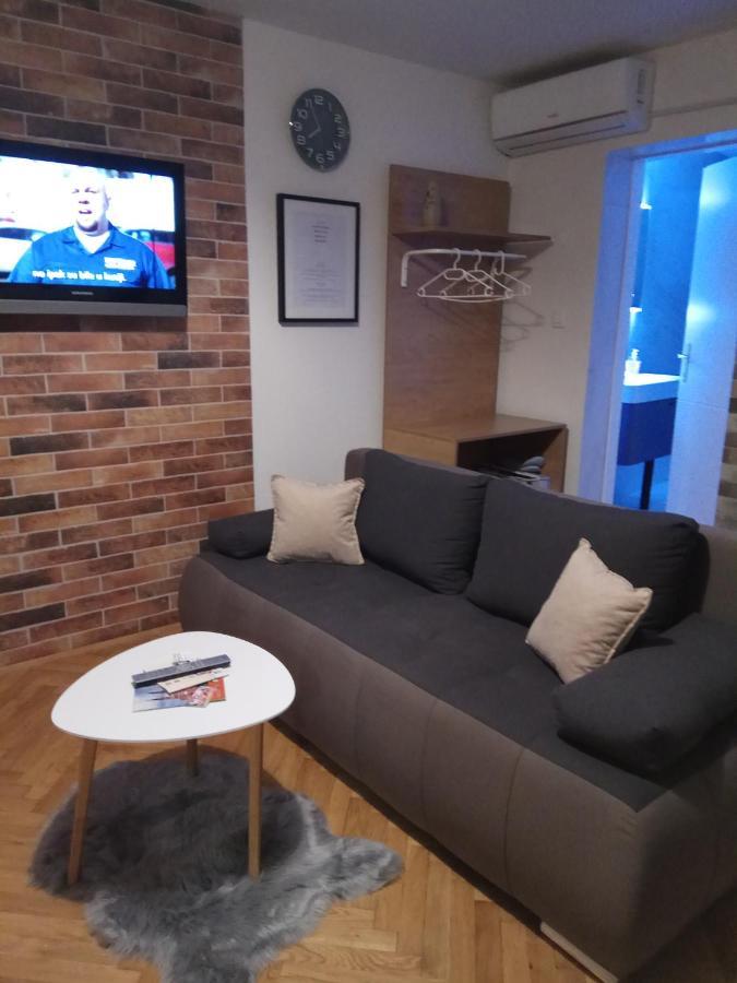 Apartman Lovric Đakovo Exterior photo